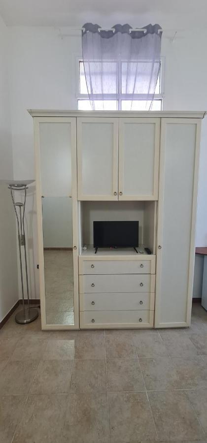 Mini Appartamento A Roma Экстерьер фото